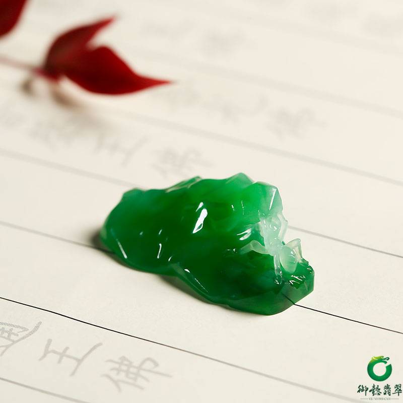 缅甸翡翠 A货 冰种阳绿 挂件 知足常乐 7克