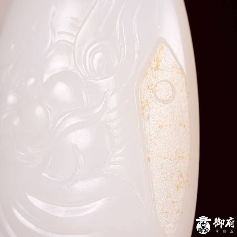新疆和田玉洒金皮白玉籽料挂件 关公 13克 图片7