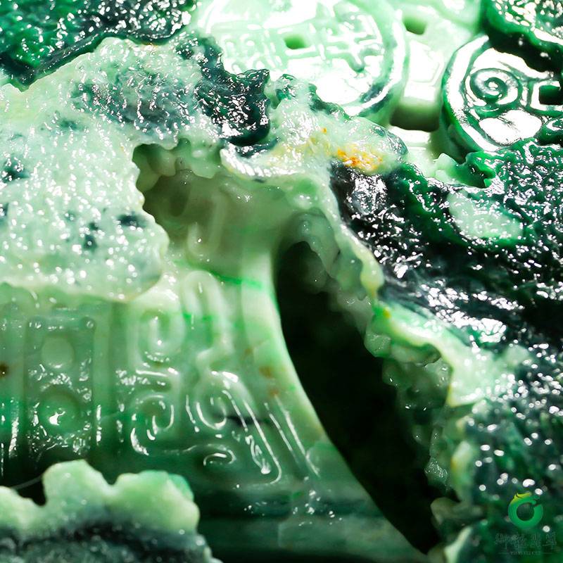 2020年陆子冈金奖 付雪飞工作室 重21400克缅甸天然A货翡翠摆件 锦灰堆 图片7