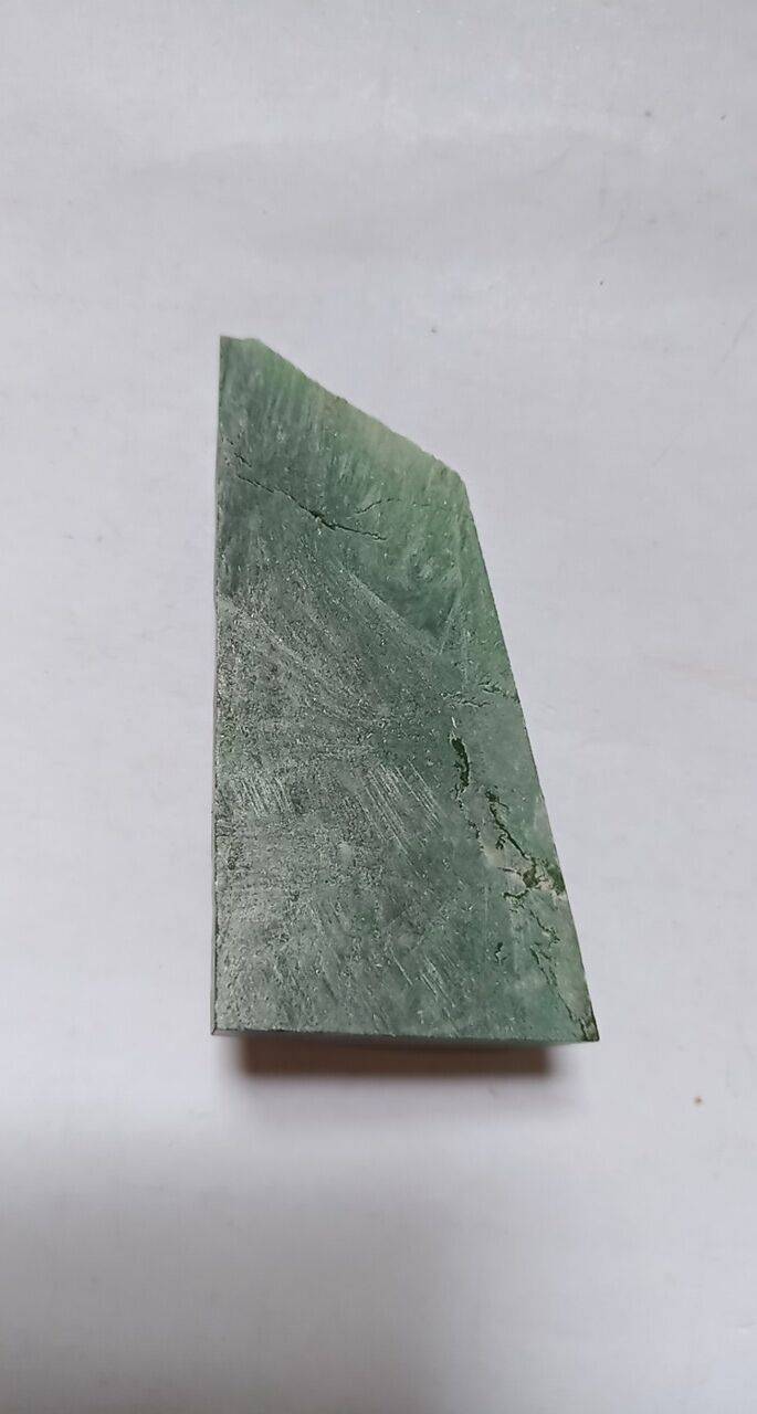 翡翠糯冰种 年年有余8.1克 图片2