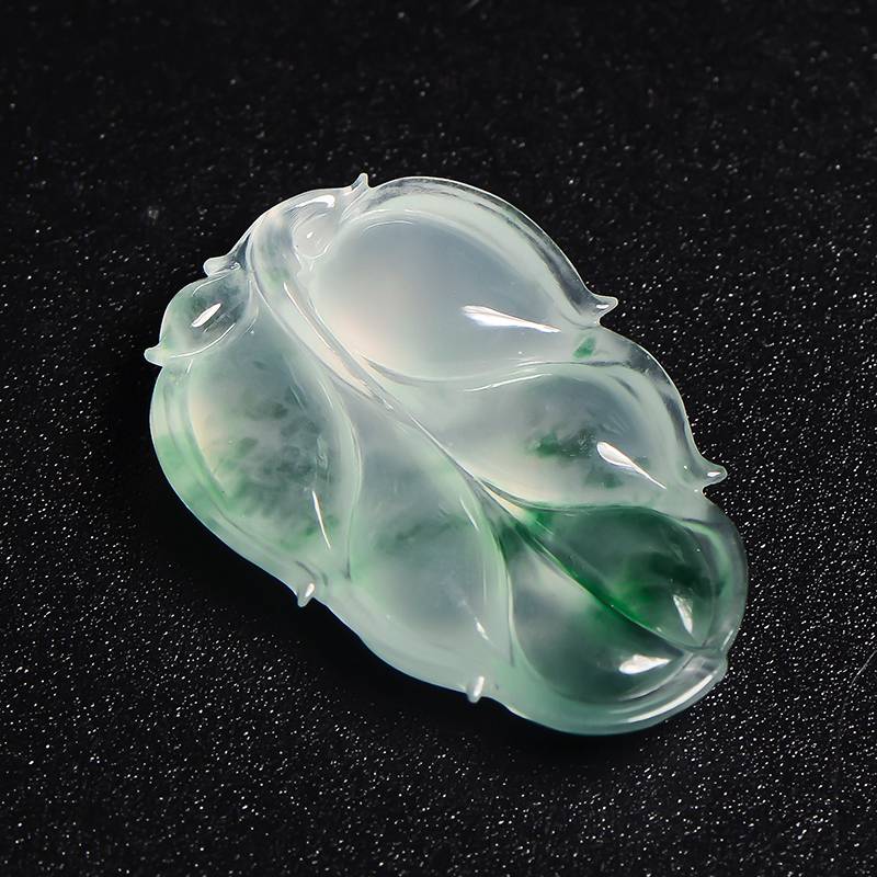 缅甸翡翠A货冰种飘花吊坠 玉洁冰清 2.9克 图片7