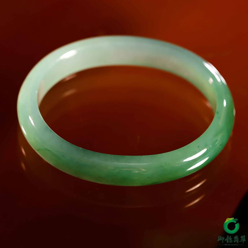 缅甸天然A货翡翠冰种蓝水 贵妃手镯 57mm 35.6克 图片3