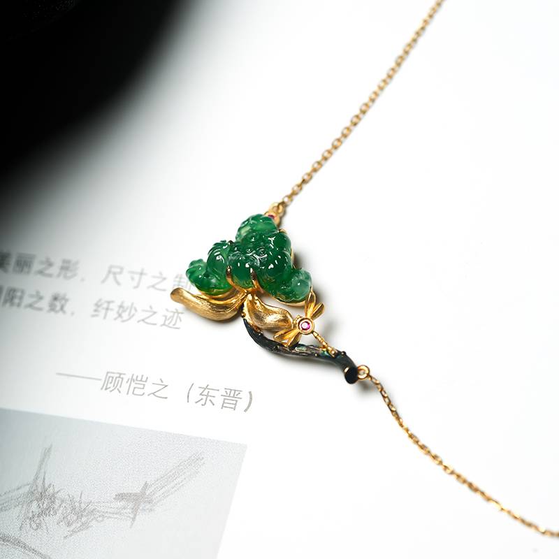 缅甸翡翠18k金镶钻冰种满绿挂件 一品清莲 图片2