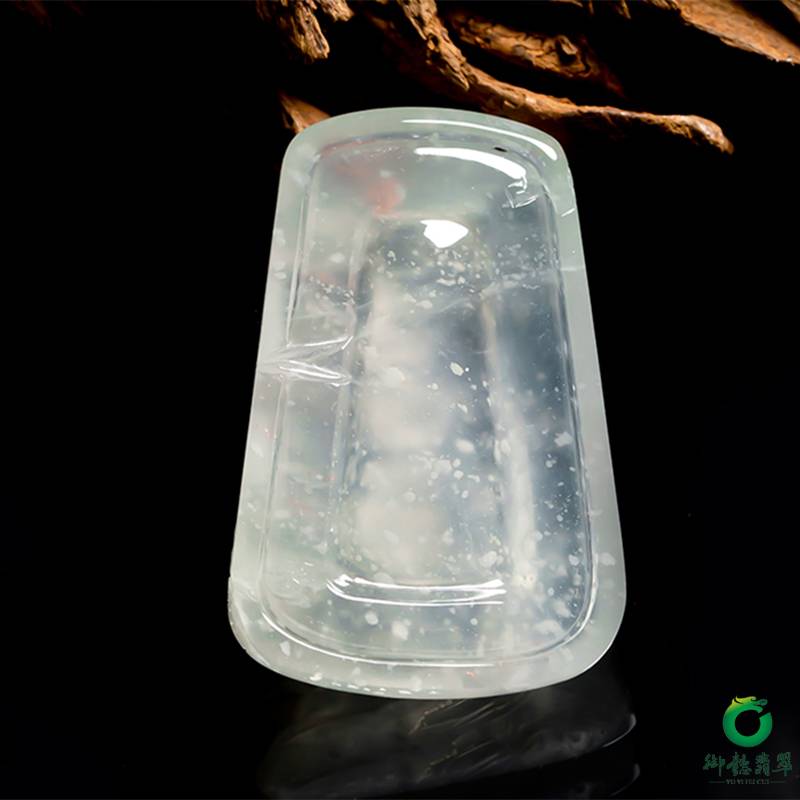 缅甸A货翡翠冰种 风雪夜归人 图片2