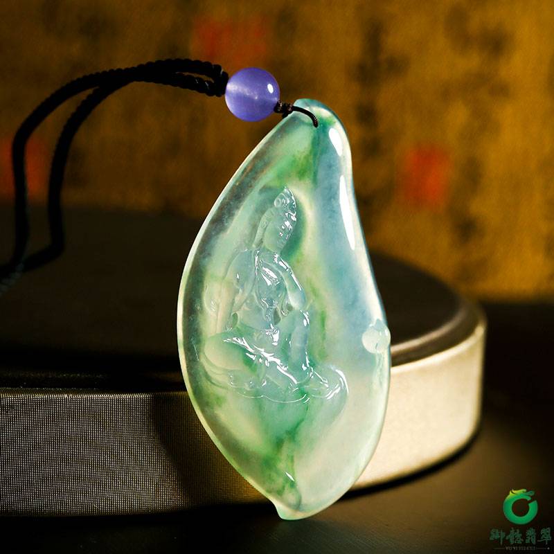 缅甸天然A货冰种飘绿 自在观音挂件 25.5克 图片6