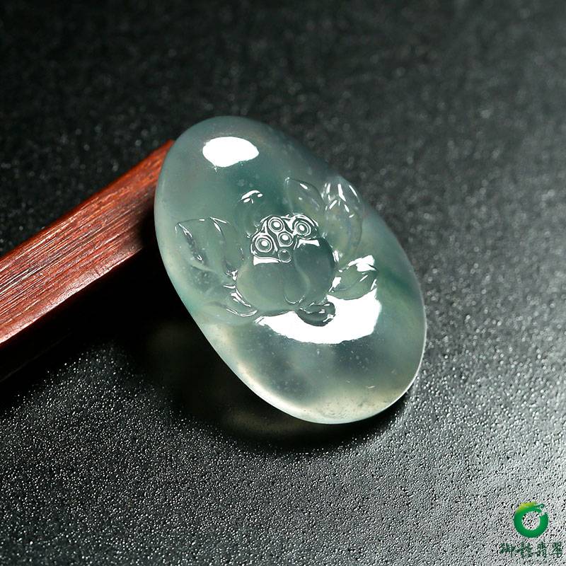 缅甸天然A货翡翠冰种挂件 和和美美 6.2克 图片2