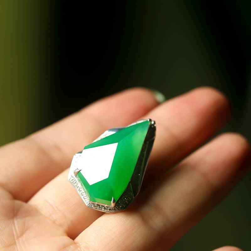 翡翠18k金切面戒指、吊坠（两用） 图片7
