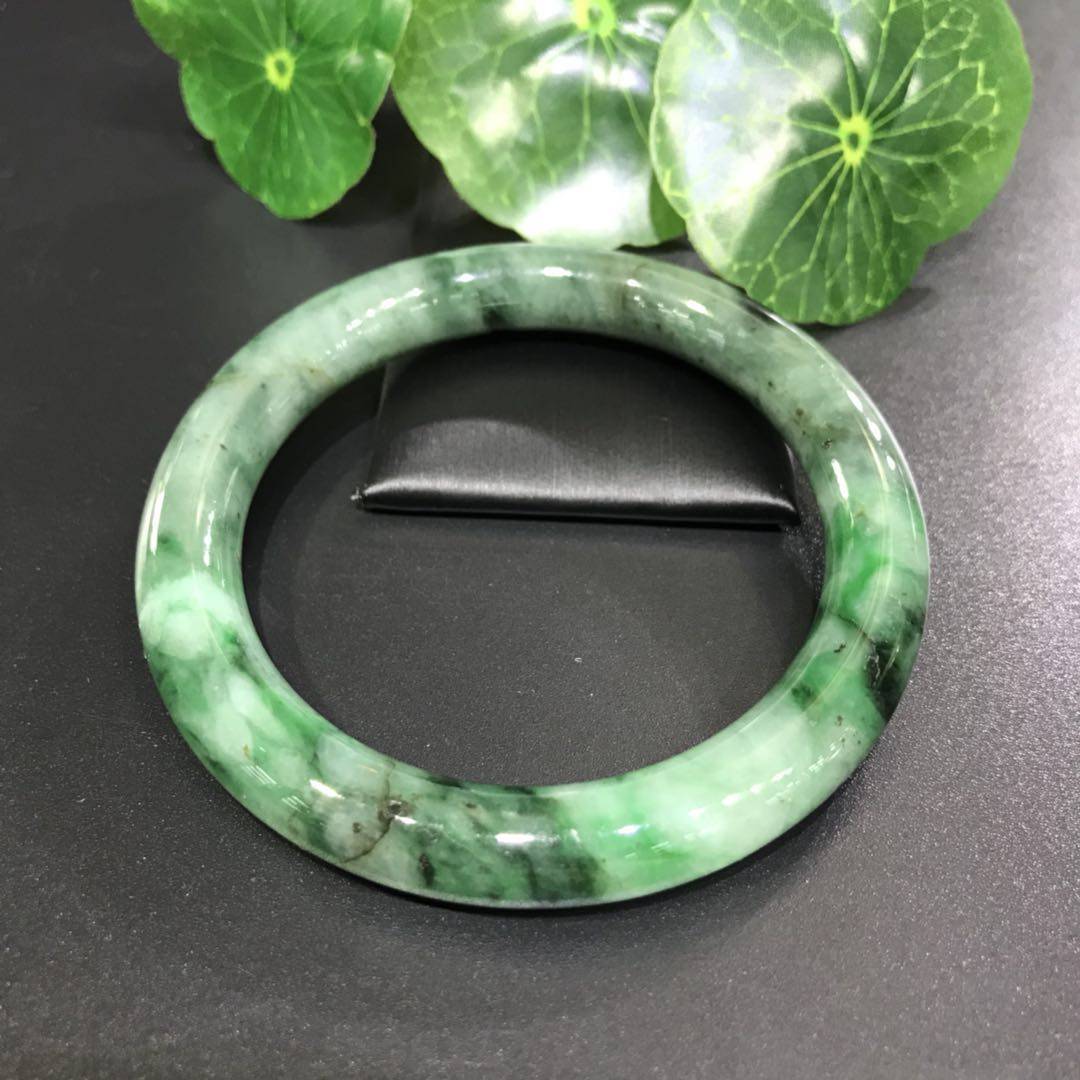 翡翠糯种飘绿 45.1克 手镯55mm 图片2